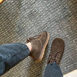 UGG NEUMEL BOOT - BURNT OLIVE - SIZE 7